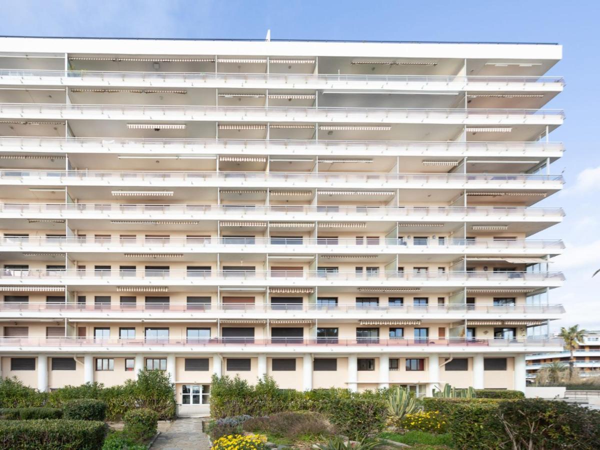 Apartment Le Grand Large-3 By Interhome Le Lavandou Exterior photo